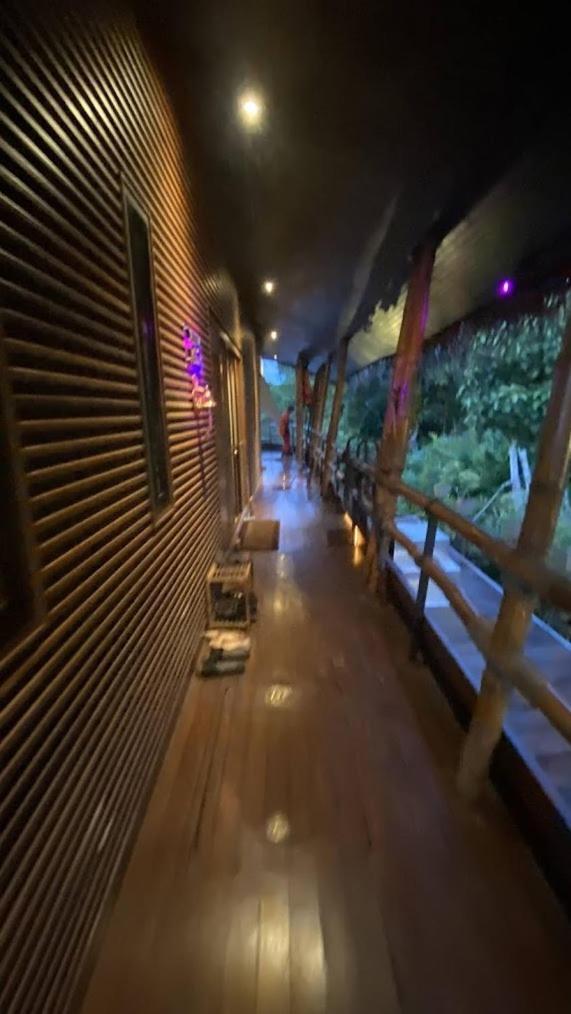 Yathra Houseboat Hotel Bentota Exterior photo