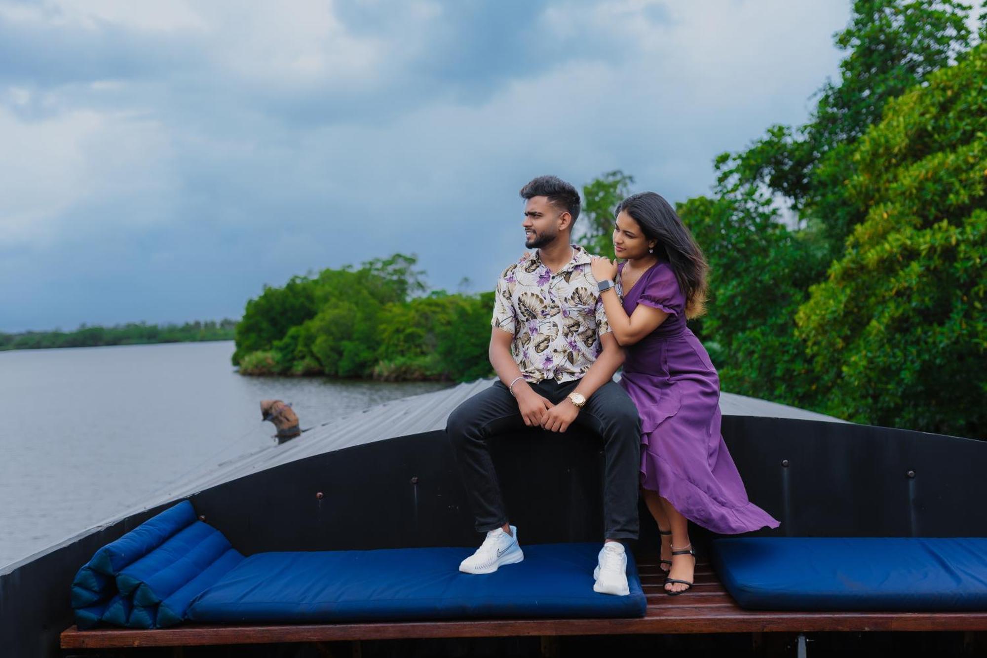 Yathra Houseboat Hotel Bentota Exterior photo